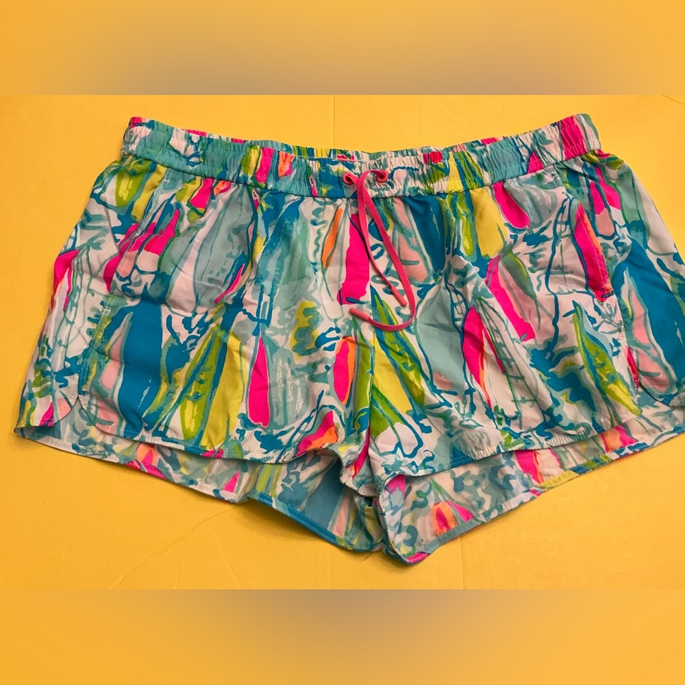 Lilly Pulitzer Luxletic Run Around Shorts sz XL Beach and Bae